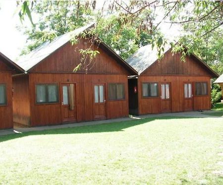 Fahaz Motel Abádszalók Εξωτερικό φωτογραφία